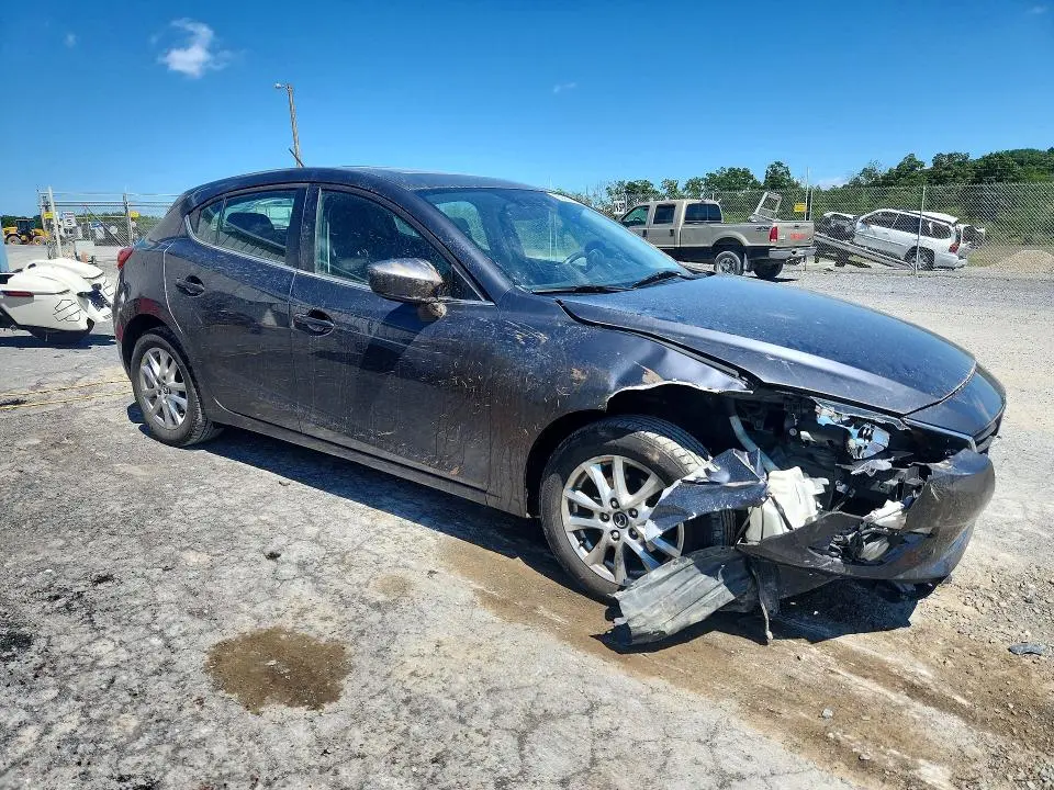 2016 MAZDA 3 TOURING  