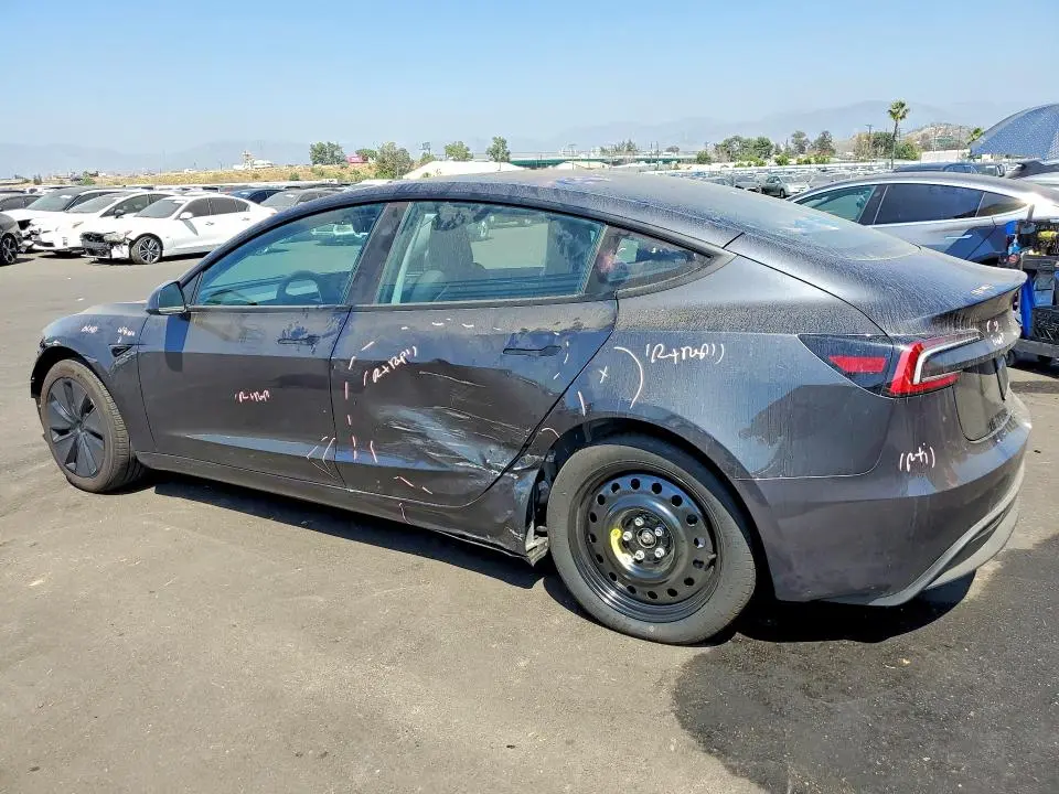 2025 TESLA MODEL 3   