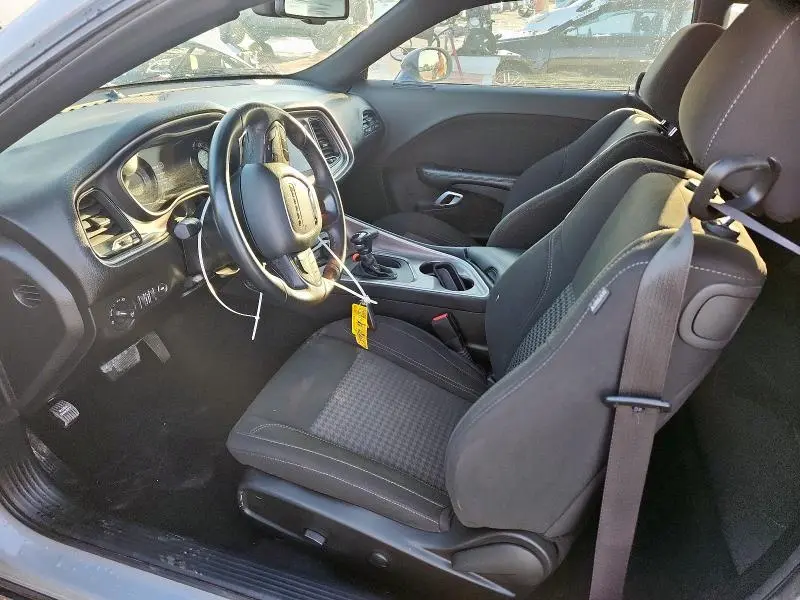 2022 DODGE CHALLENGER SXT  