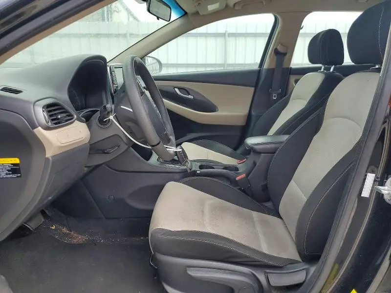 2018 HYUNDAI ELANTRA GT BASE  