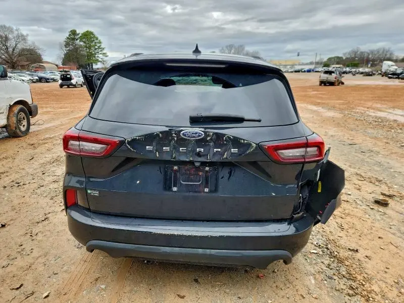 2023 FORD ESCAPE ST LINE  
