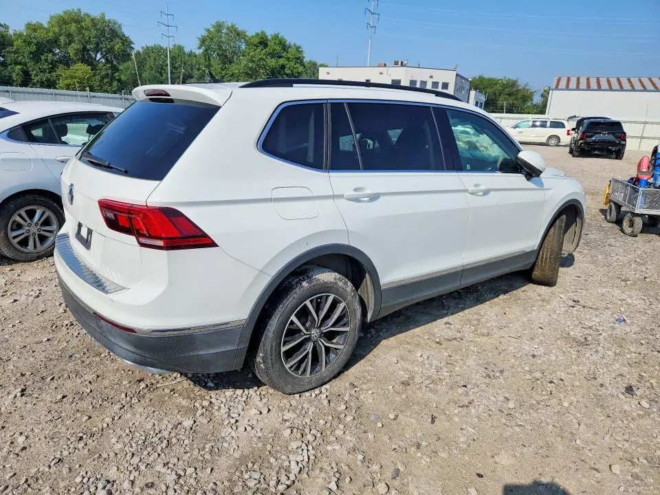 2020 VOLKSWAGEN TIGUAN SE  