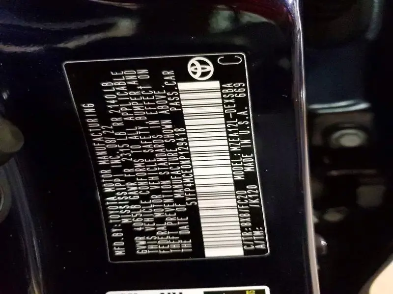 2022 TOYOTA COROLLA SE  
