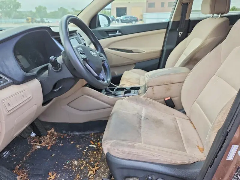 2017 HYUNDAI TUCSON SE  