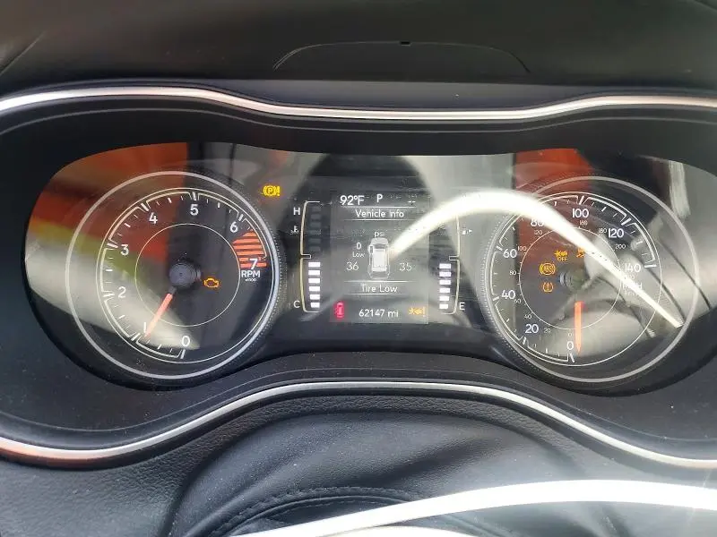 2021 JEEP CHEROKEE LATITUDE  
