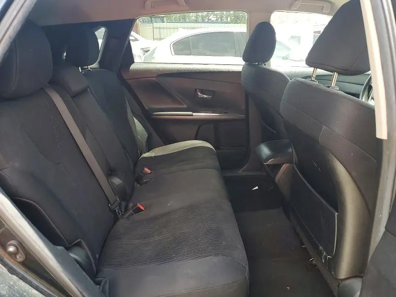 2013 TOYOTA VENZA LE  