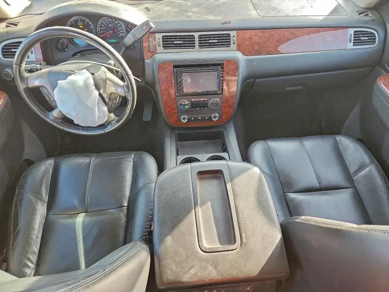 2011 CHEVROLET TAHOE K1500 LT  