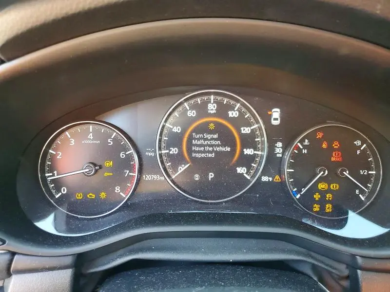 2019 MAZDA 3 PREMIUM  
