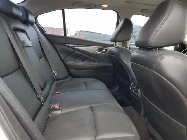 2015 INFINITI Q50 BASE