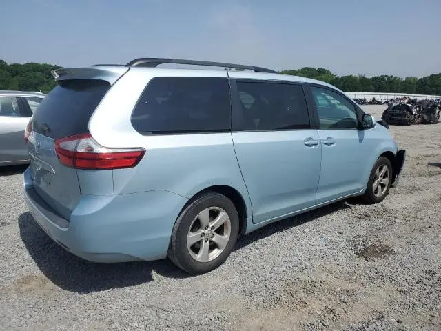 2015 TOYOTA SIENNA LE  