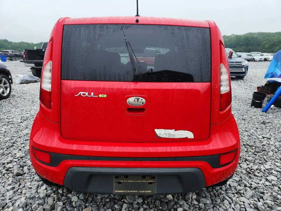 2013 KIA SOUL +  