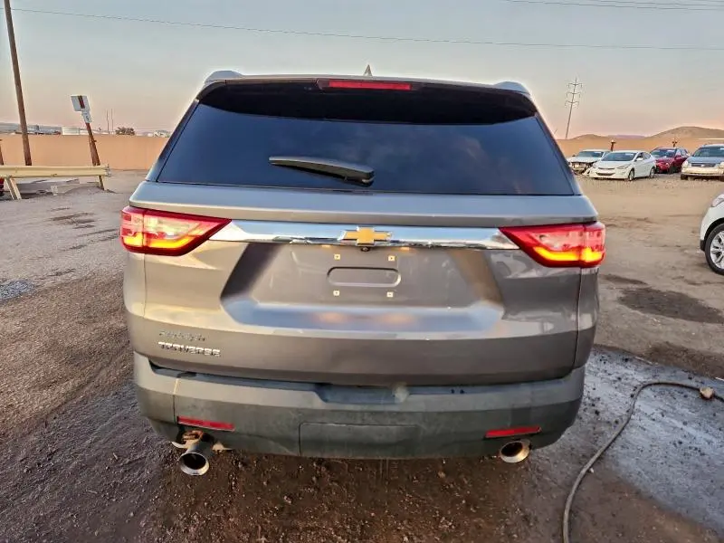 2021 CHEVROLET TRAVERSE LS  