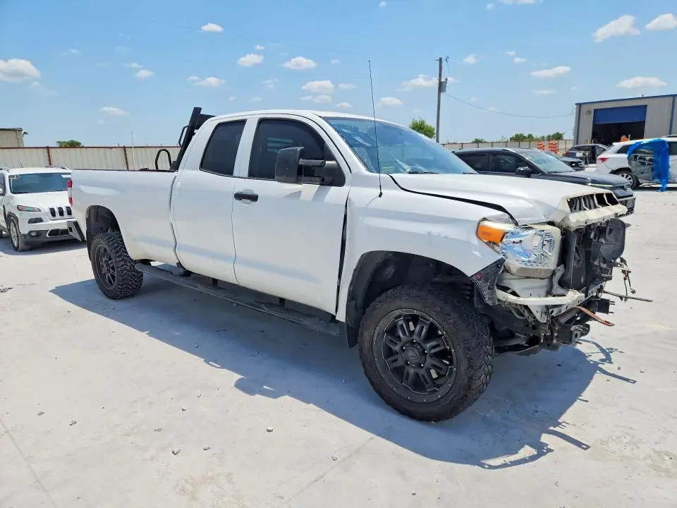 2015 TOYOTA TUNDRA SR  