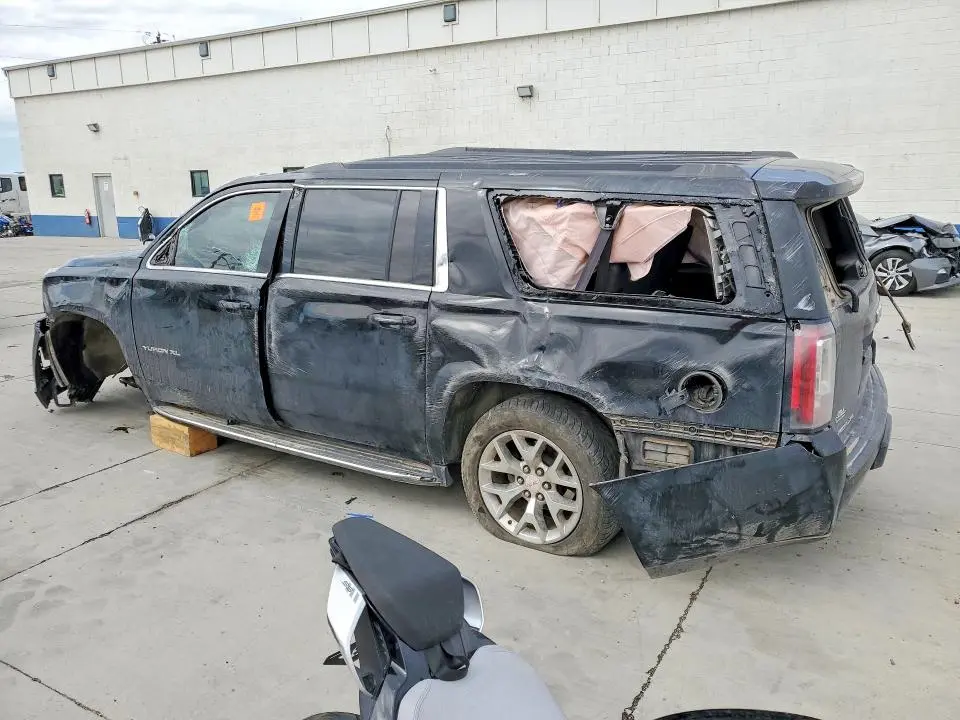 2015 GMC YUKON XL K1500 SLE  