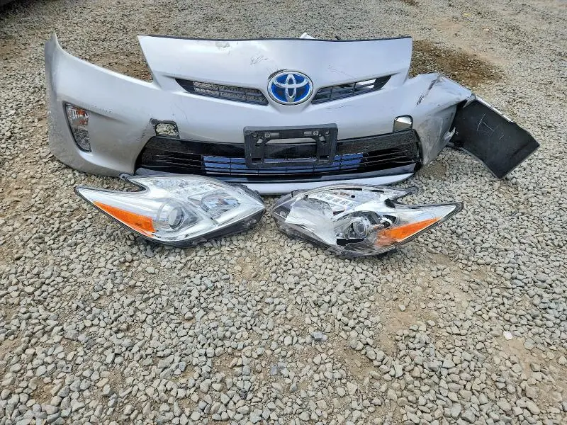 2015 TOYOTA PRIUS TWO  