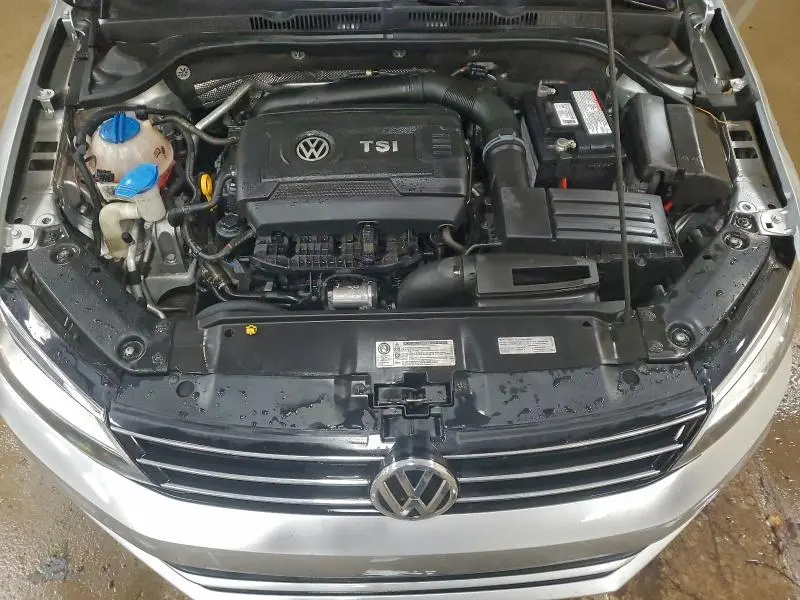 2015 VOLKSWAGEN JETTA SE  