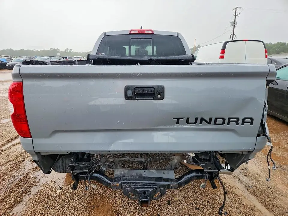 2021 TOYOTA TUNDRA DOUBLE CAB LIMITED  