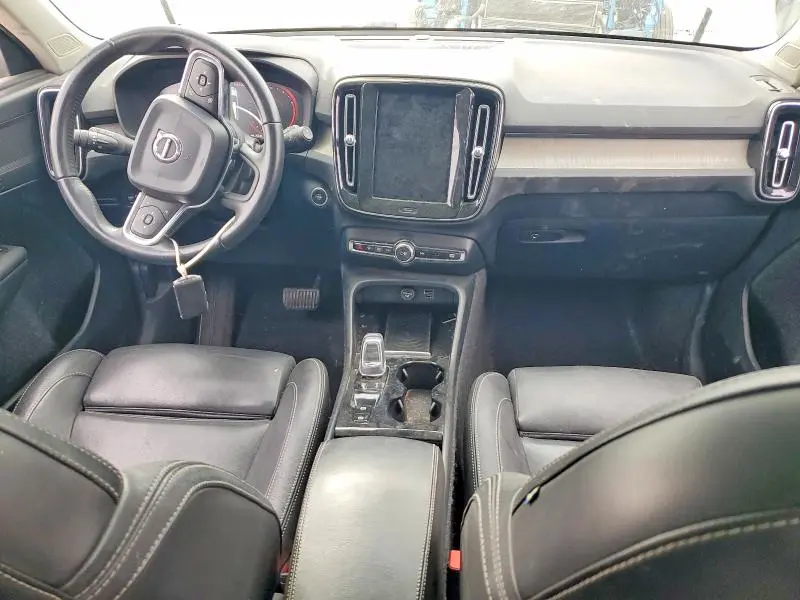 2019 VOLVO XC40 T5 INSCRIPTION  