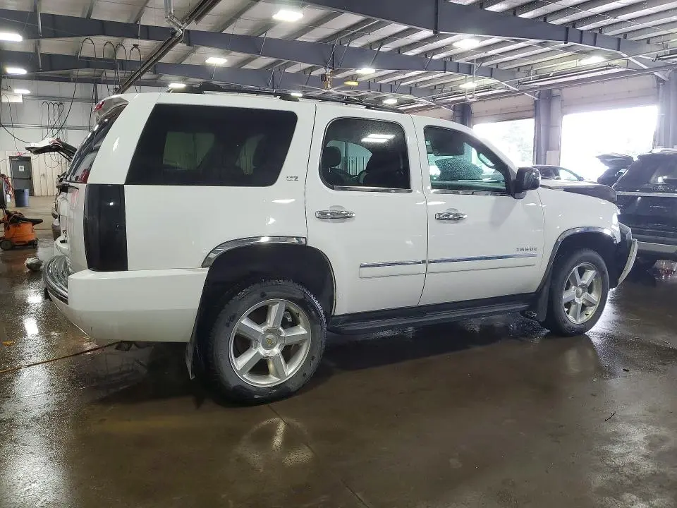 2013 CHEVROLET TAHOE K1500 LTZ  