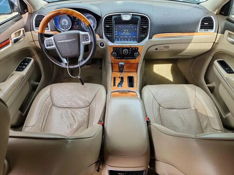 2014 CHRYSLER 300C   