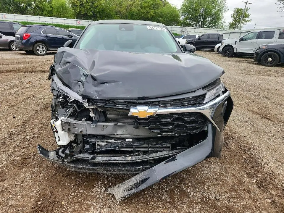 2024 CHEVROLET TRAX LS  