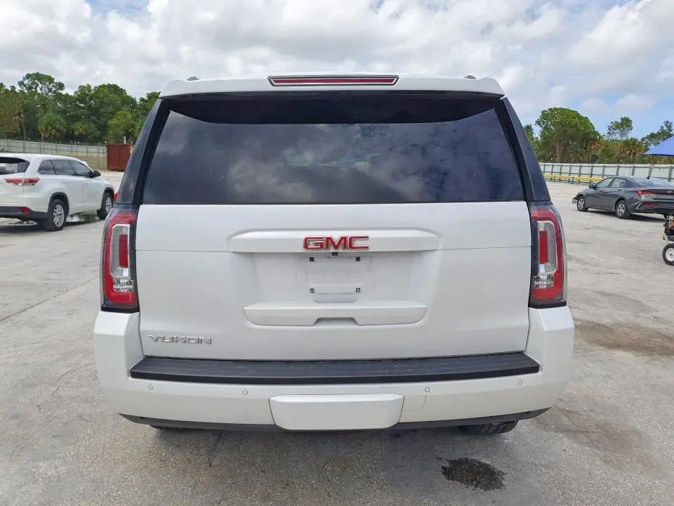 2016 GMC YUKON SLT  