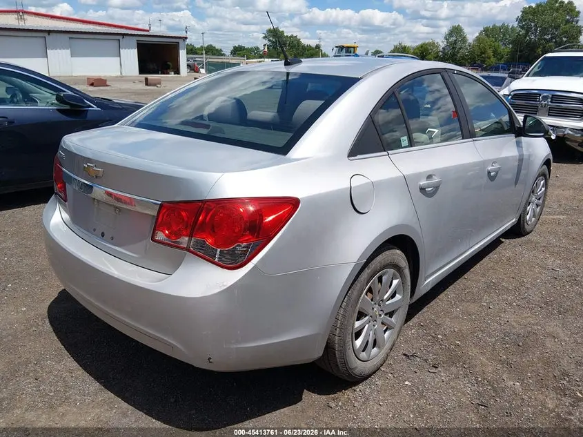 2011 CHEVROLET CRUZE LS