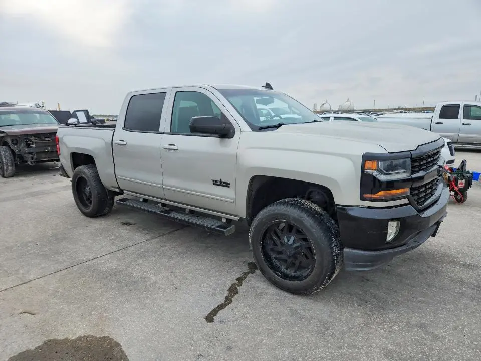 2017 CHEVROLET SILVERADO C1500 LT  