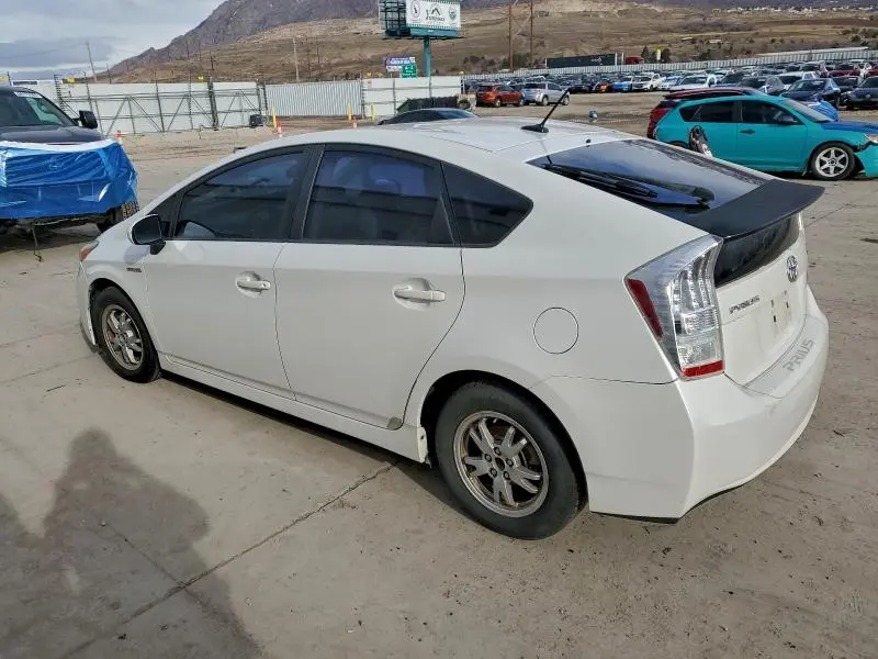 2010 TOYOTA PRIUS   