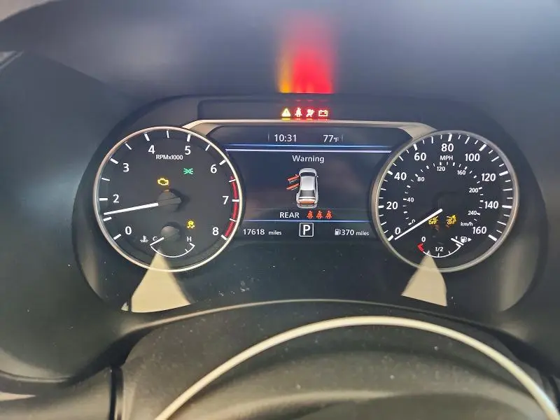 2024 NISSAN SENTRA SR  