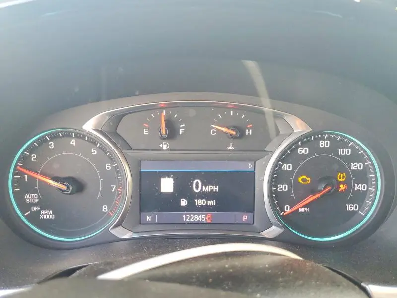 2021 CHEVROLET TRAVERSE LT  