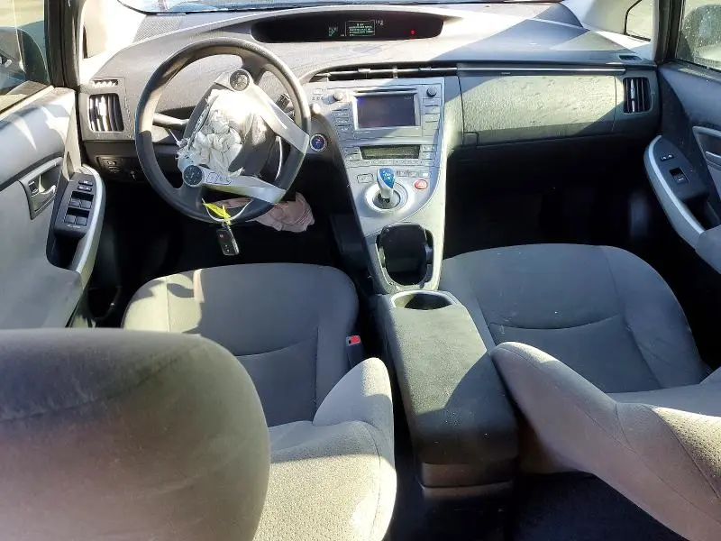 2014 TOYOTA PRIUS THREE  