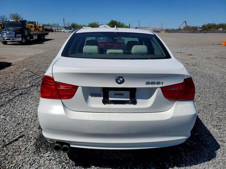 2011 BMW 328 XI  