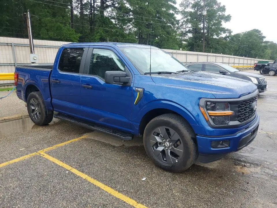 2025 FORD F150 STX  