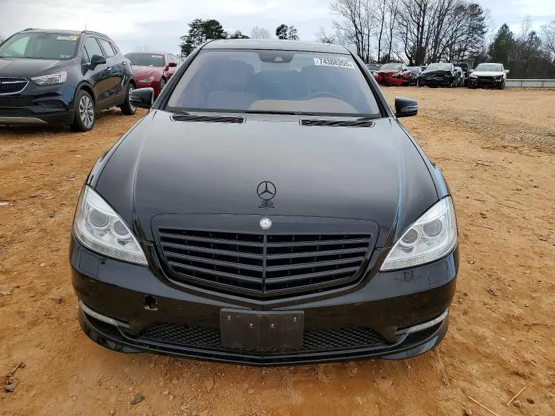 2011 MERCEDES-BENZ S 550  