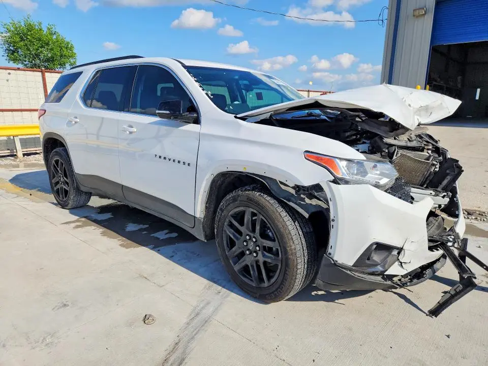 2020 CHEVROLET TRAVERSE LT  
