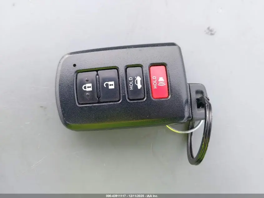 2014 TOYOTA CAMRY HYBRID XLE