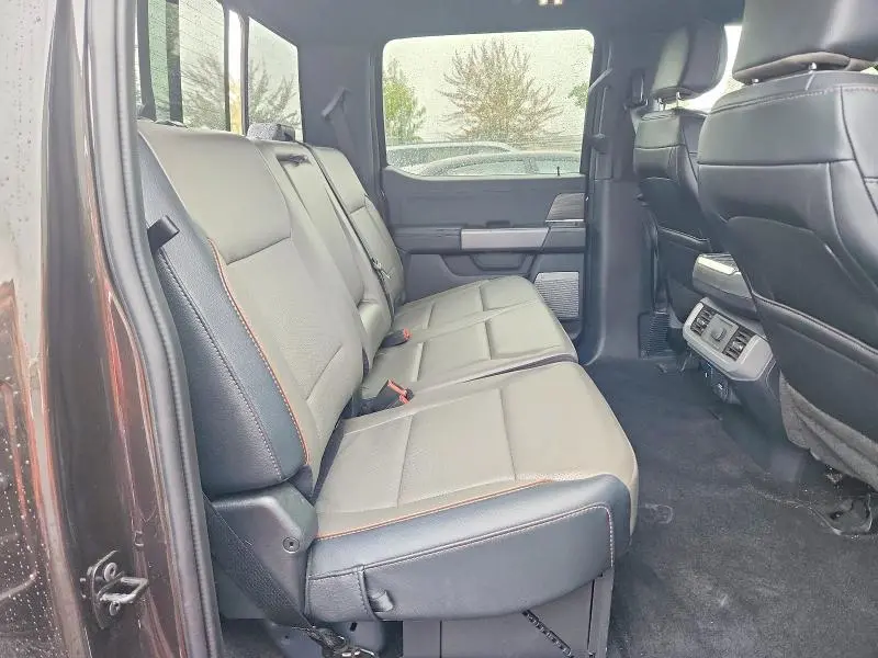 2024 FORD F150 LARIAT  
