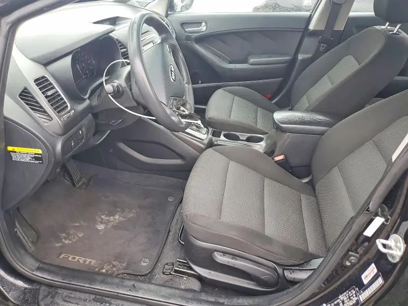 2018 KIA FORTE LX  