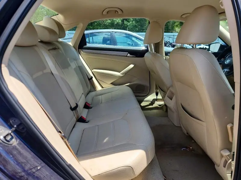 2014 VOLKSWAGEN PASSAT S  