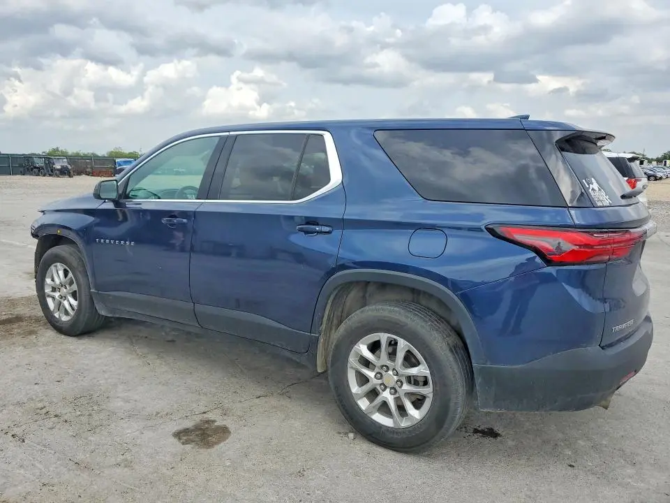 2022 CHEVROLET TRAVERSE LS  