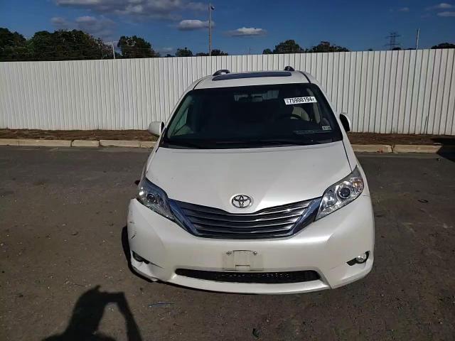 2016 TOYOTA SIENNA XLE