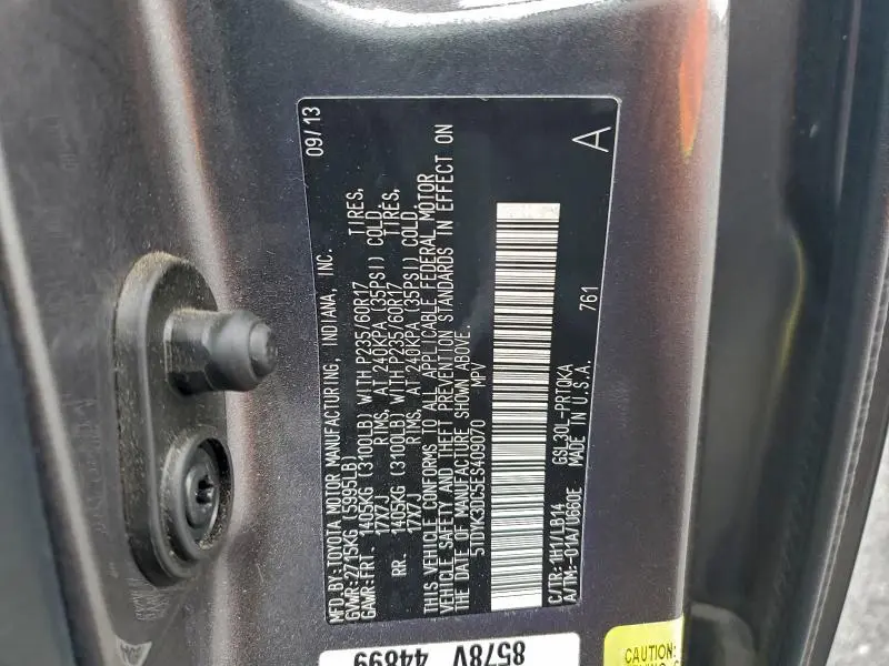 2014 TOYOTA SIENNA XLE  