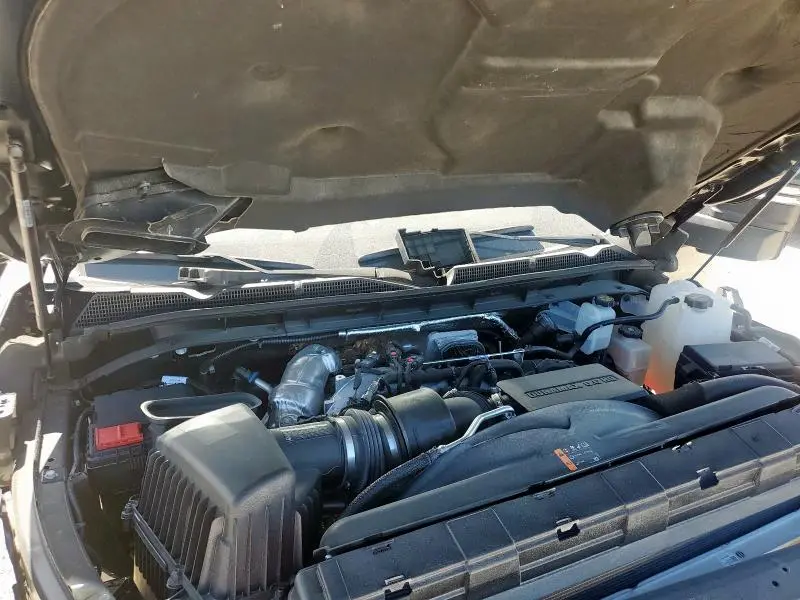 2025 GMC SIERRA K2500 AT4  