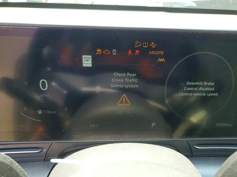 2024 HYUNDAI KONA SEL  