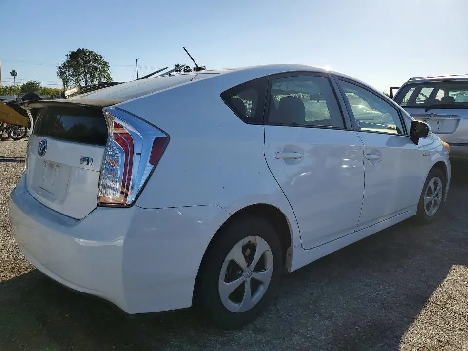 2014 TOYOTA PRIUS TWO  