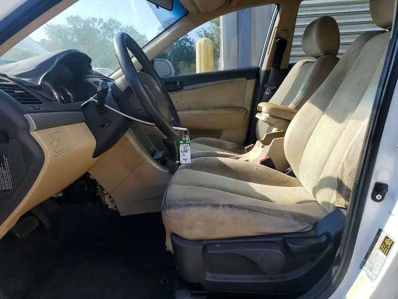 2010 HYUNDAI SONATA GLS  