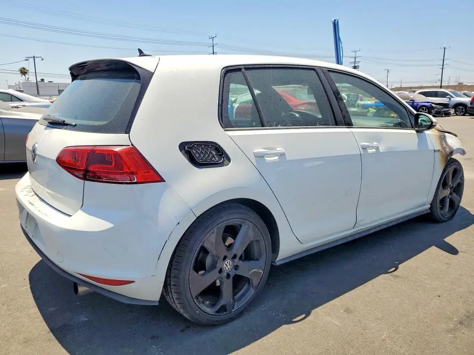 2016 VOLKSWAGEN GTI S/SE  