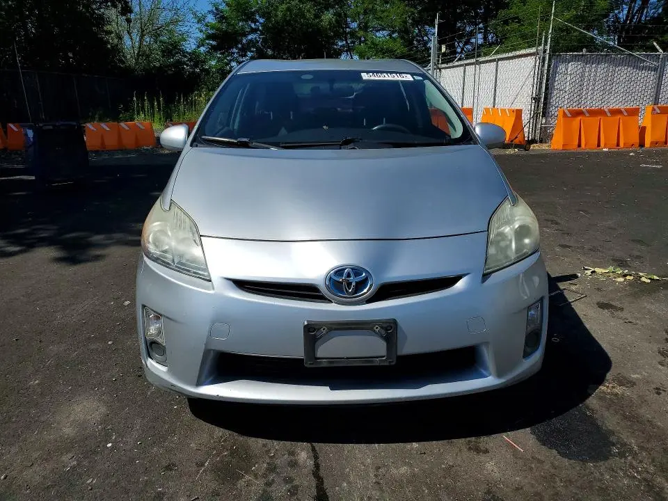 2010 TOYOTA PRIUS III  