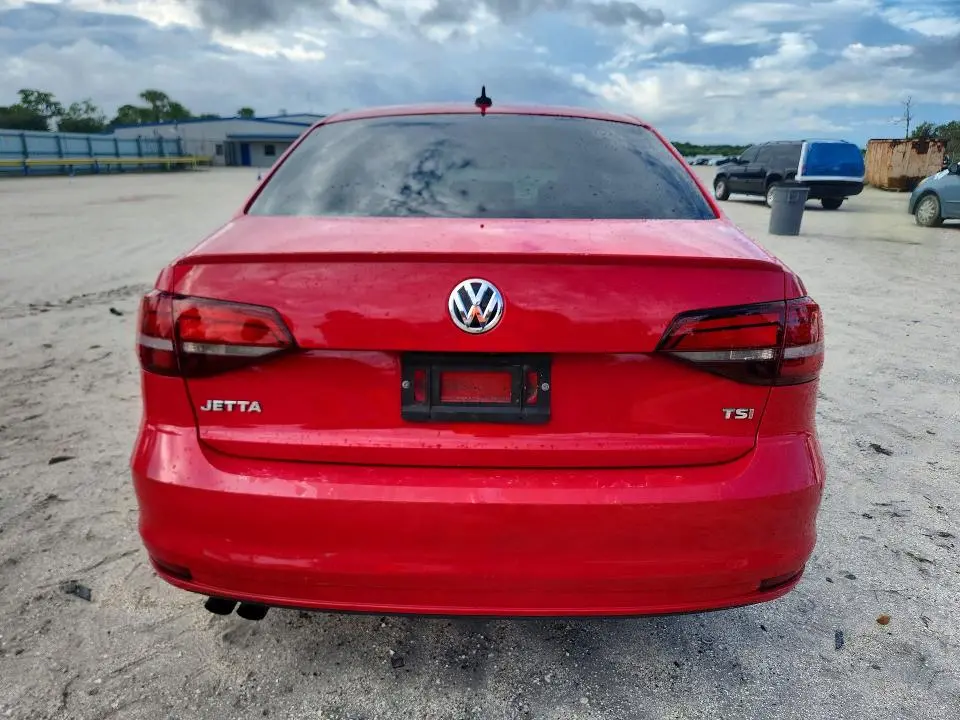 2016 VOLKSWAGEN JETTA SPORT  